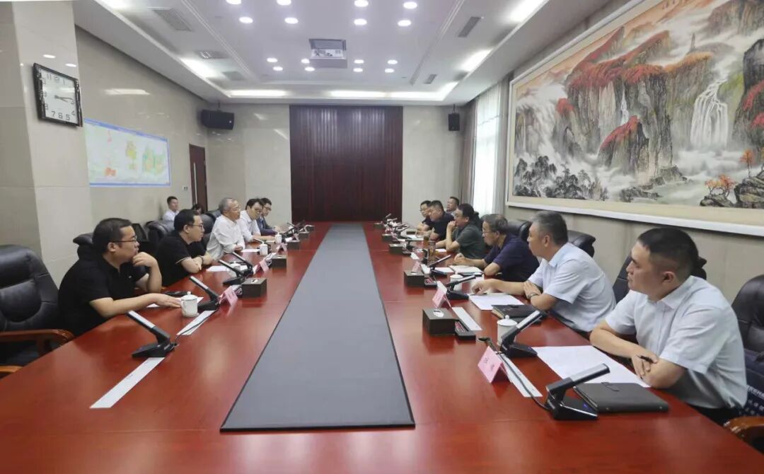 山西转型综合改革示范区崔雪波会见中南高科集团董事长杜建华